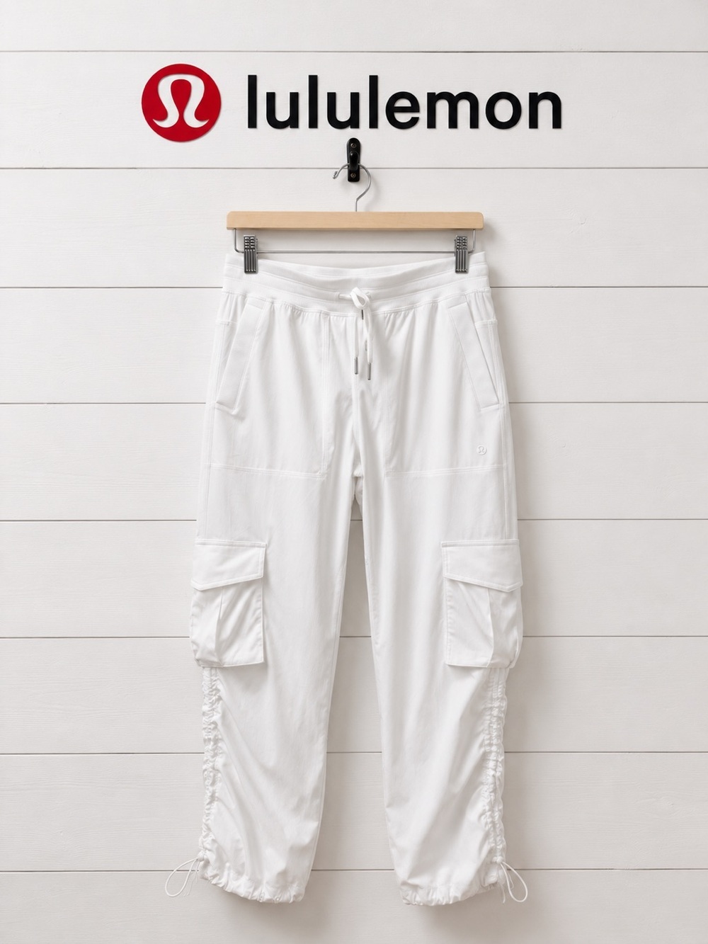 Lululemon Dance Studio Relaxed-Fit Mid-Rise Cargo Pants – White – Size S